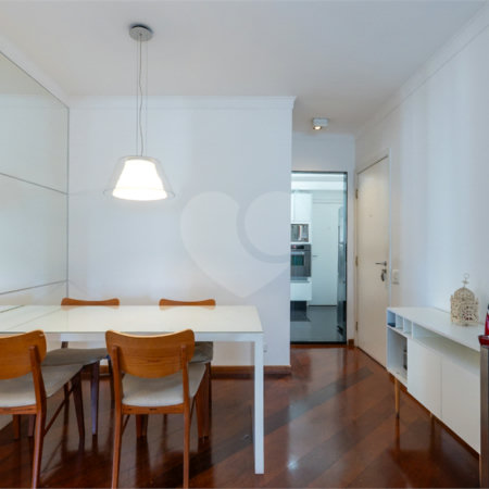 Apartamento à venda com 2 suítes em Brooklin, São Paulo, SP