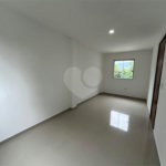 Casa à venda com 3 quartos, sendo 2 suítes, no condomínio Notting Hill - Campo Grande, Rio de Janeiro - RJ