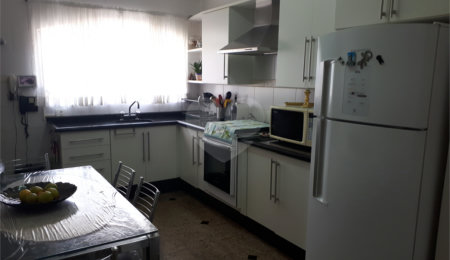 Sobrado à venda com 4 quartos, sendo 1 suíte, em Água Fria, São Paulo, SP