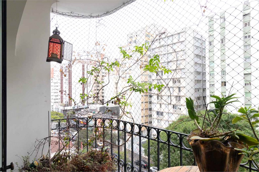 Apartamento à venda com 4 quartos, sendo 1 suíte, em Jardim Paulista, São Paulo, SP