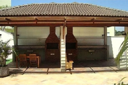 Casa à venda com 3 quartos, sendo 1 suíte, no condomínio Liberty Village, São Paulo - SP