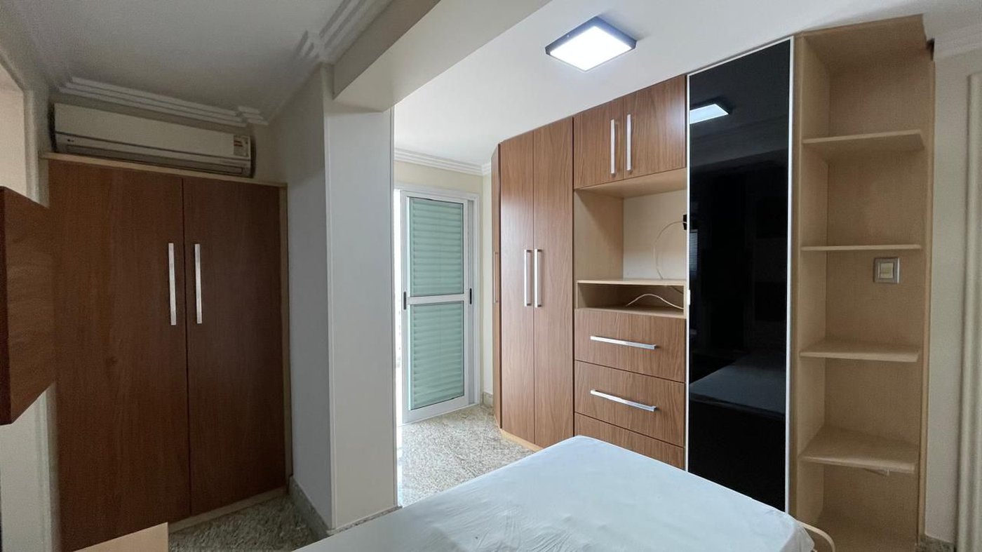 Apartamento com 4 dormitórios à venda, 240 m² por R$ 2.000.000,00 - Ponta da Praia - Santos/SP