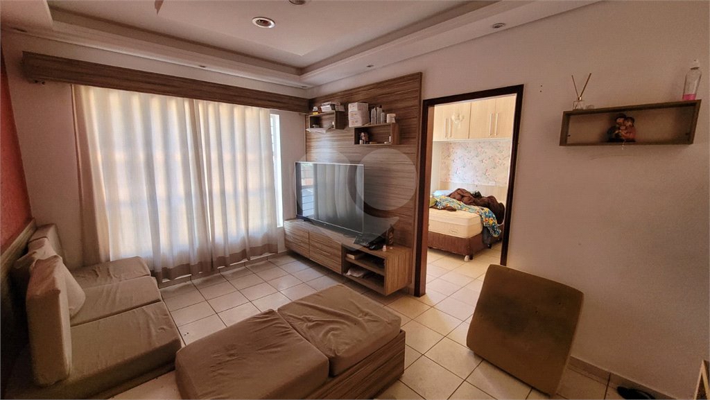 Casa à venda com 5 quartos, sendo 1 suíte, em Vila Hortência, Sorocaba, SP
