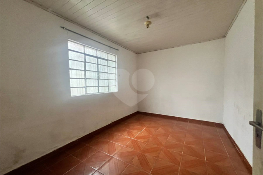 Casa à venda com 2 quartos em Vila Guarani, São Paulo, SP