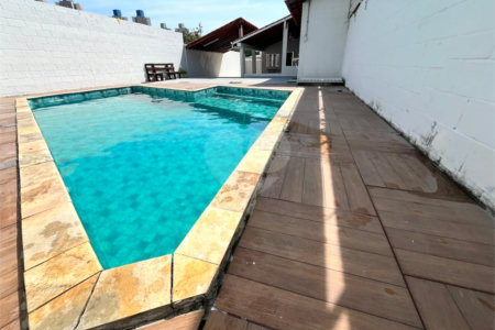 Casa à venda com 2 quartos em Vila Jeriva, Várzea Paulista, SP