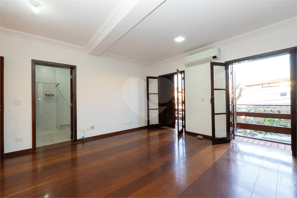 Casa de Vila à venda com 3 quartos, sendo 1 suíte, em Planalto Paulista, São Paulo, SP