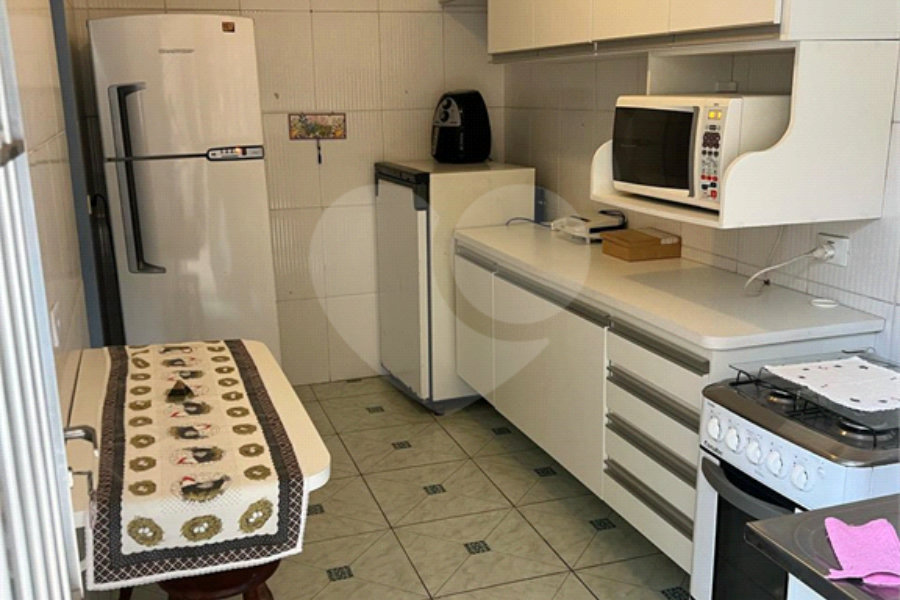 Sobrado à venda com 2 quartos, sendo 1 suíte, em Parque Edu Chaves, São Paulo, SP