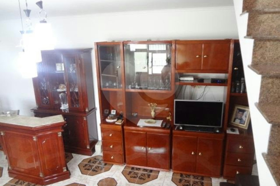 Sobrado à venda com 4 quartos, sendo 2 suítes, em Limão, São Paulo, SP