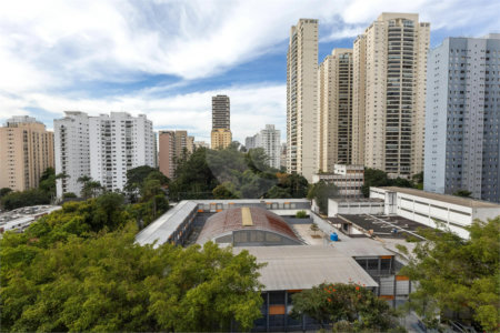 Apartamento à venda com 3 quartos, sendo 2 suítes, em Cidade Monções, São Paulo, SP