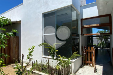 Casa à venda com 4 suítes em Orla Norte, Porto Seguro, BA