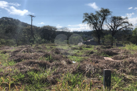 Terreno à venda no Centro, Bom Jesus dos Perdões, SP
