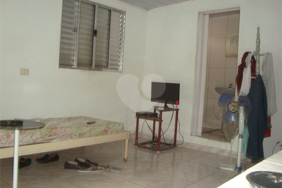 Sobrado à venda com 7 quartos, sendo 1 suíte, em Santana, São Paulo, SP