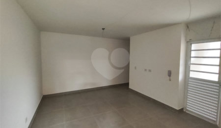 Apartamento à venda com 2 quartos em Vila Vitório Mazzei, São Paulo, SP