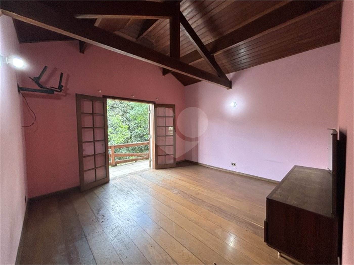 Casa à venda com 4 suítes em Tremembé, São Paulo, SP