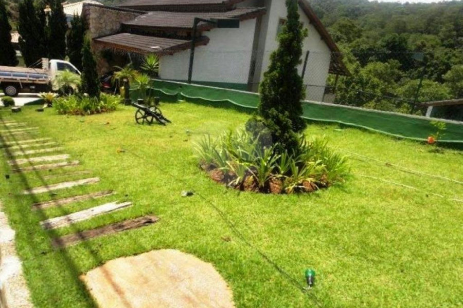 Casa à venda com 4 quartos, sendo 3 suítes, no condomínio Residencial Jardim Itatinga, São Paulo - SP