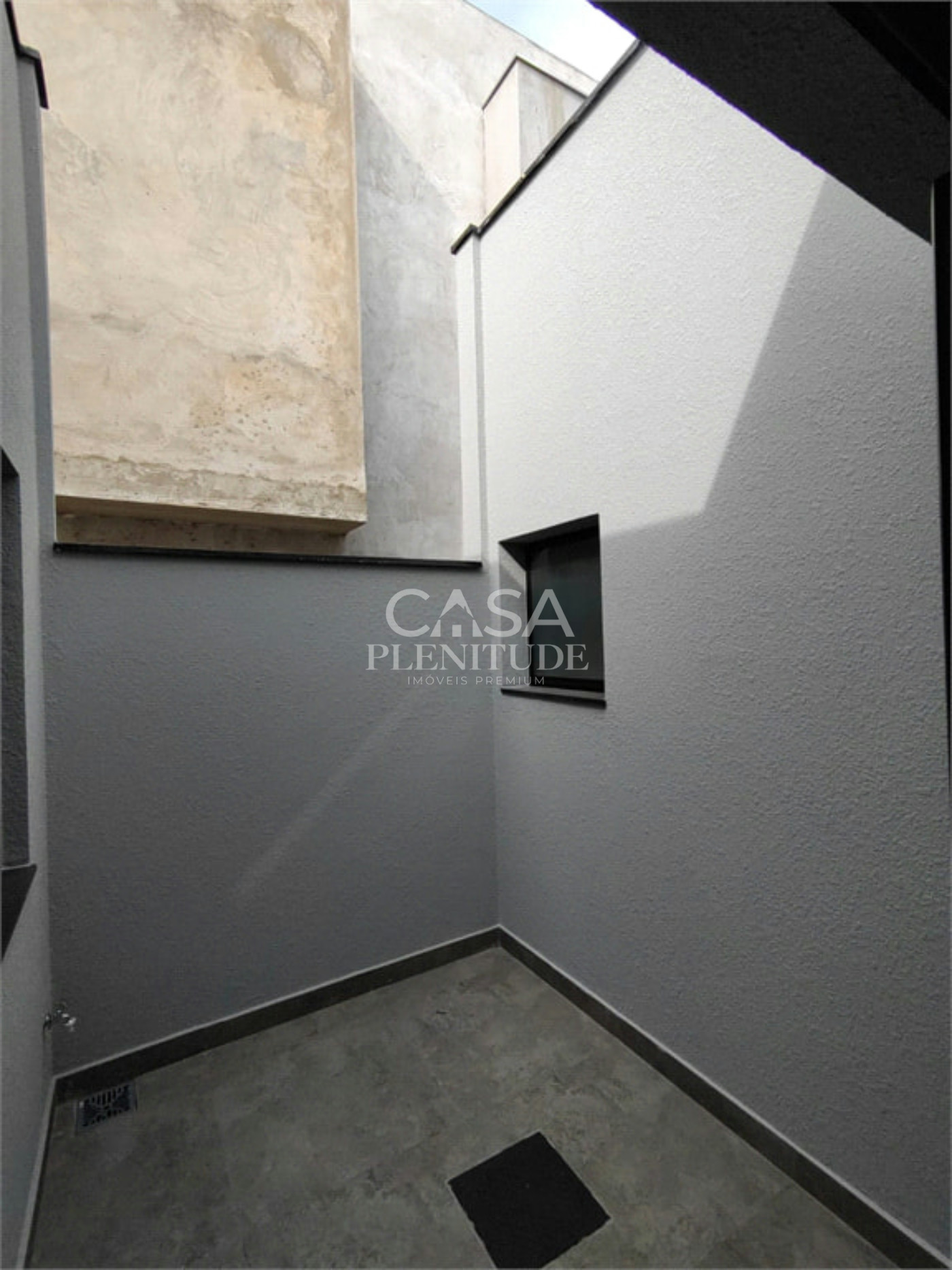 Casa em condomínio à venda com 3 quartos, sendo 1 suíte,  em Horto Florestal, Sorocaba, SP