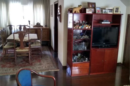 Casa à venda com 4 quartos, sendo 1 suíte,  em Alto da Lapa, São Paulo, SP