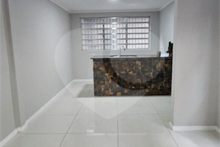 Sobrado à venda com 3 quartos, sendo 2 suítes, em Ferreira, São Paulo, SP