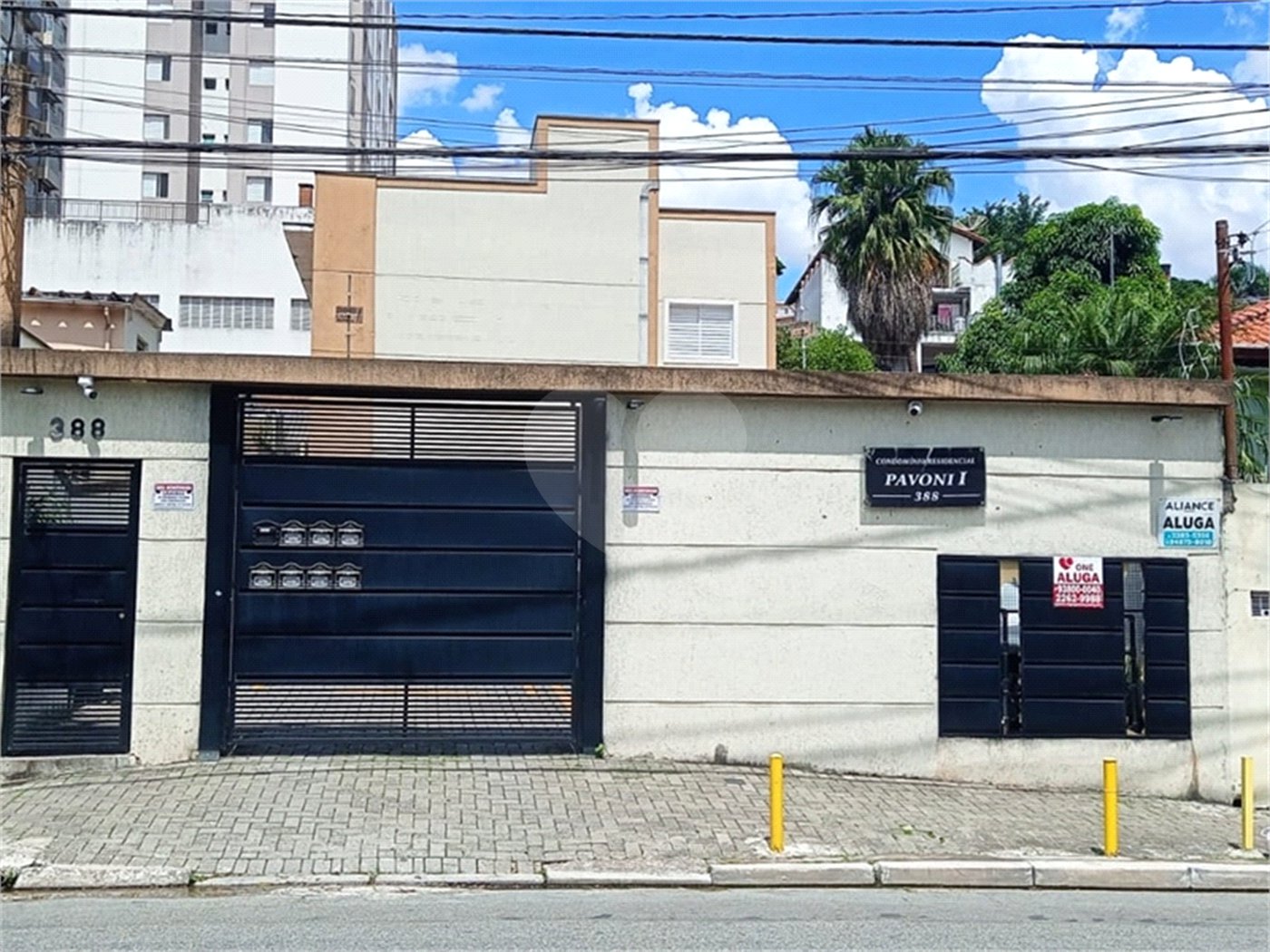 Casa à venda com 2 suítes no condomínio Residencial Pavoni I, São Paulo - SP