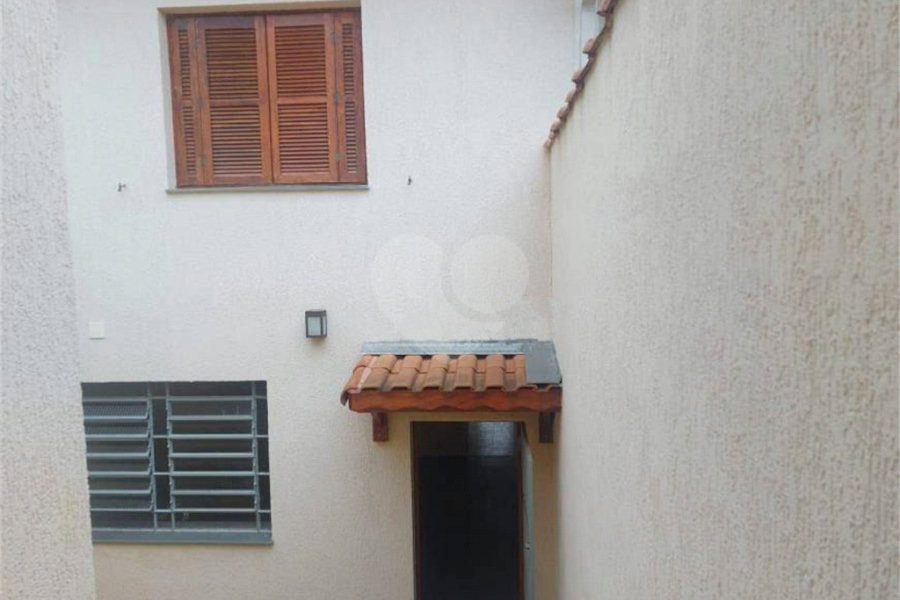 Sobrado à venda com 4 quartos em Parada Inglesa, São Paulo, SP