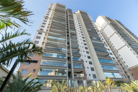 Apartamento à venda com 3 quartos, sendo 1 suíte, em Chácara Santo Antônio (zona Sul), São Paulo, SP