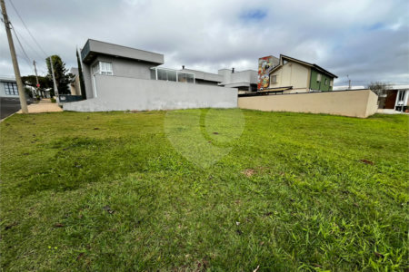 Casa à venda no condomínio Portal dos Pinheiros, Itapetininga - SP