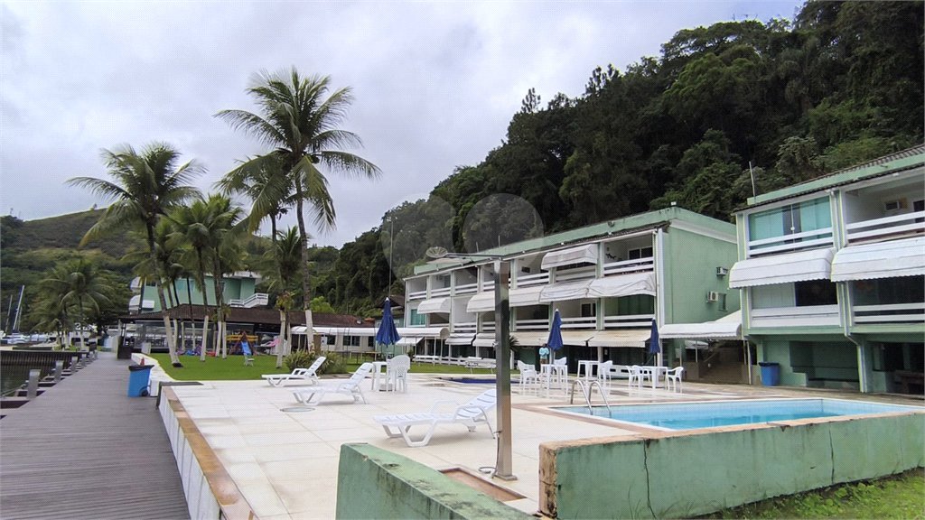 Apartamento à venda com 1 suíte em Ponta da Cruz, Angra dos Reis, RJ