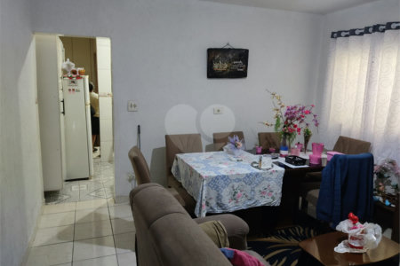 Casa à venda com 3 quartos em Jardim Moreira, Guarulhos, SP