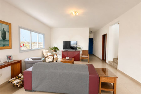 Casa à venda com 3 suítes no condomínio Via Castelli, Louveira - SP