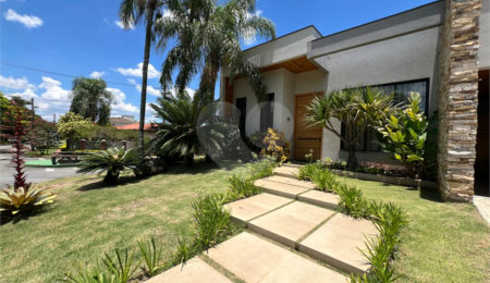 Casa à venda com 3 suítes no condomínio Vinhas da Vista Alegre - Lado Sede, Vinhedo - SP