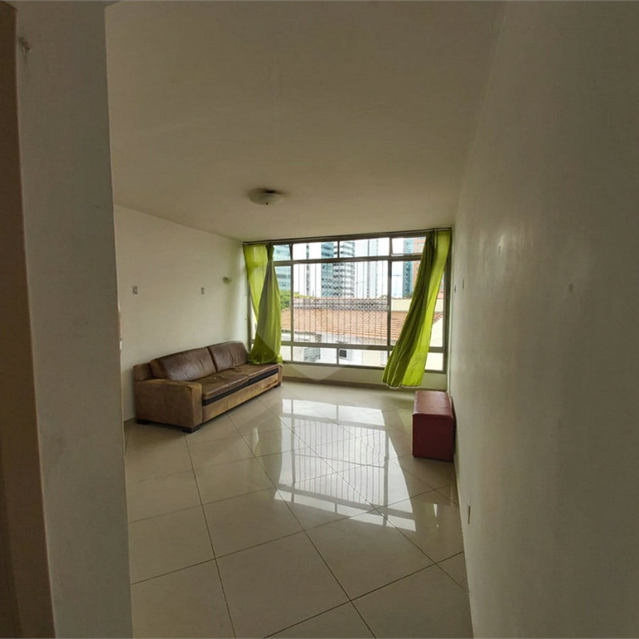 Apartamento de 117 m² em Pinheiros + Garagem de 97 m² (4 Vagas)