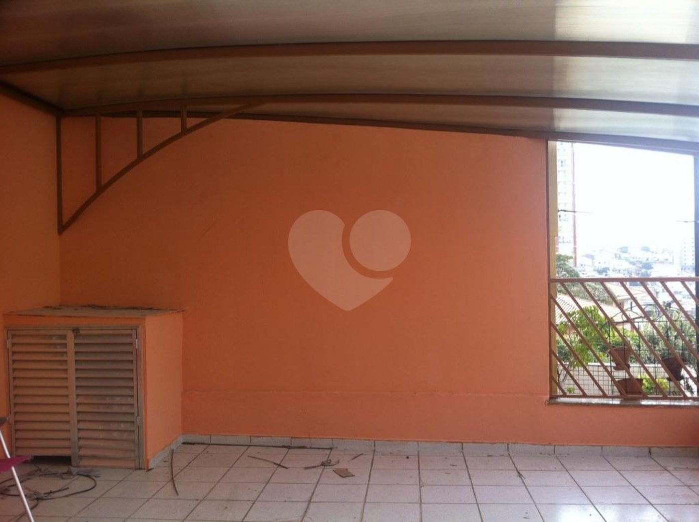 Sobrado à venda com 3 quartos, sendo 1 suíte, em Chora Menino, São Paulo, SP
