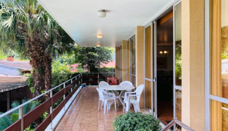 Casa à venda com 4 quartos, sendo 2 suítes, em Interlagos, São Paulo, SP