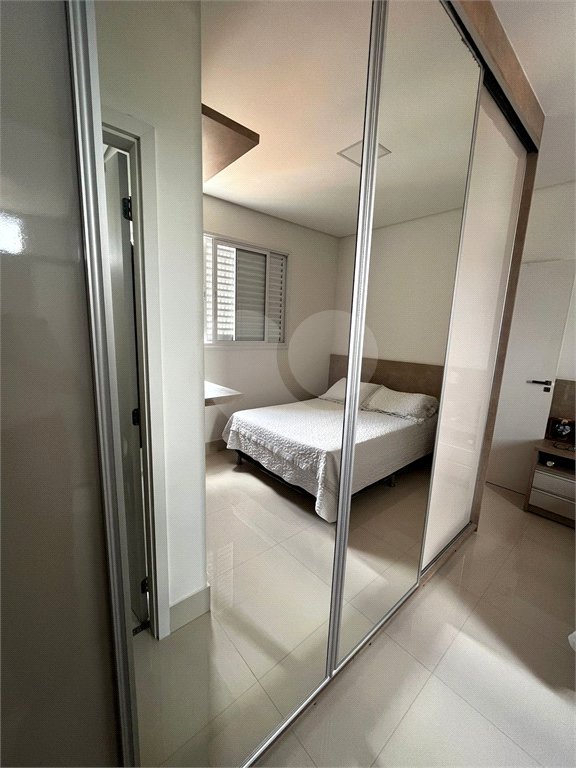 Apartamento à venda com 3 quartos, sendo 2 suítes, em Cidade Alta, Cuiabá, MT