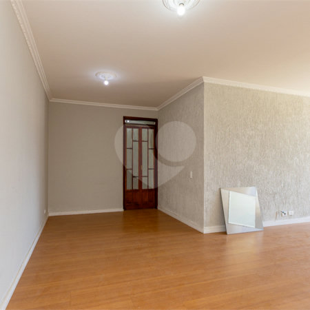 Apartamento à venda com 3 quartos, sendo 1 suíte,  em Brooklin, São Paulo, SP