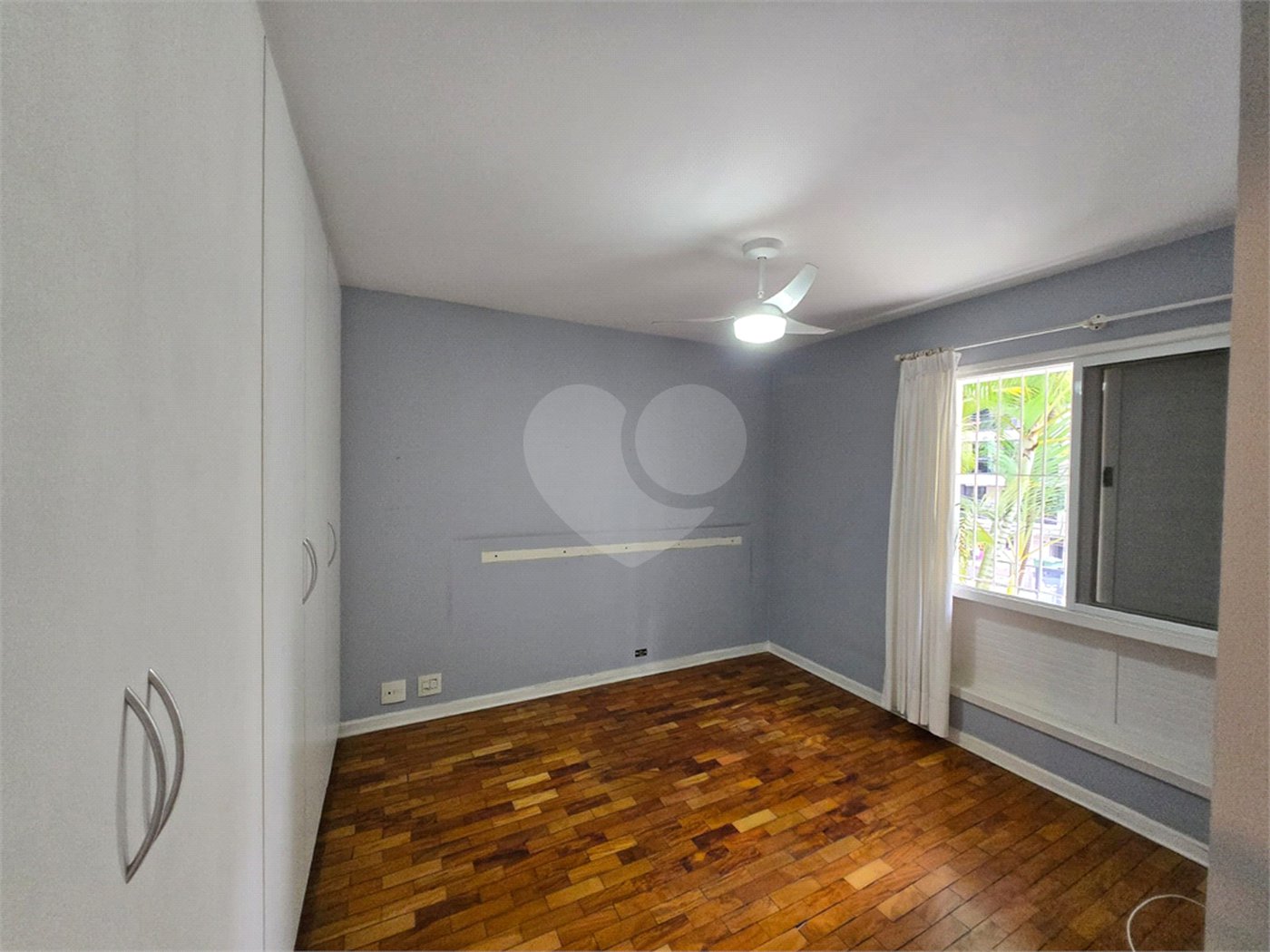 Apartamento à venda com 3 quartos, sendo 1 suíte, em Indianópolis, São Paulo, SP