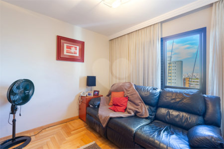 Apartamento à venda com 3 suítes em Alto da Lapa, São Paulo, SP