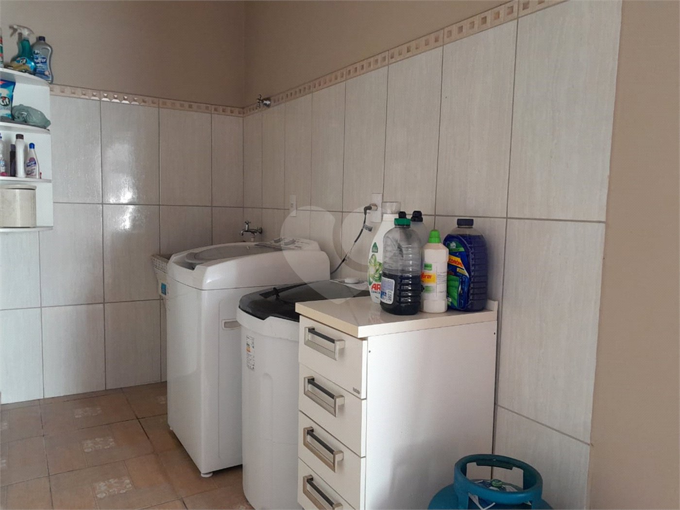 Casa à venda com 3 quartos, sendo 1 suíte,  em Vila José Salem, Itapetininga, SP