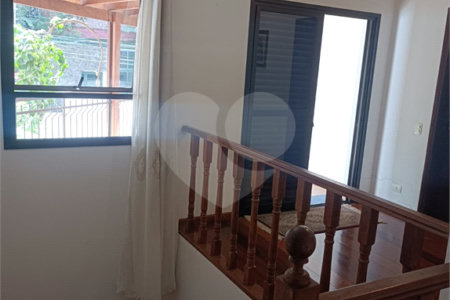 Sobrado à venda com 5 quartos, sendo 4 suítes,  em Rolinópolis, São Paulo, SP