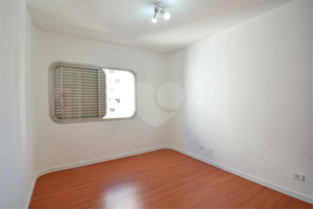 Apartamento à venda com 4 quartos, sendo 2 suítes,  em Brooklin Paulista, São Paulo, SP