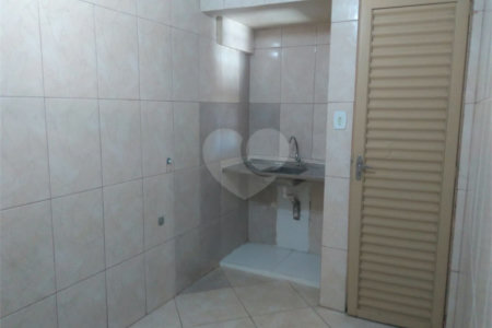 Casa à venda com 4 quartos em Jardim Guimarães, Guarulhos, SP