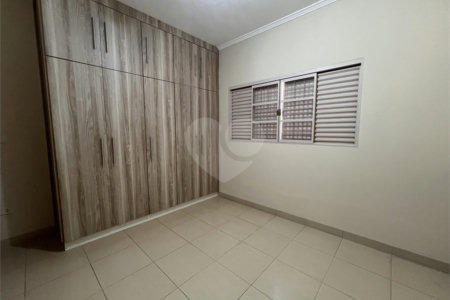 Casa à venda com 3 quartos, sendo 1 suíte,  em Jardim Primaveril, Três Lagoas, MS