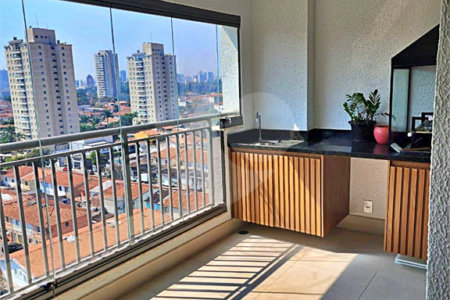 Apartamento à venda com 3 quartos, sendo 1 suíte,  em Jardim Caravelas, São Paulo, SP