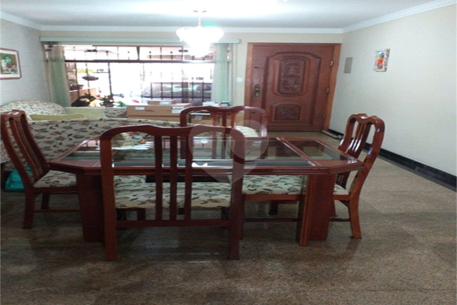 Sobrado à venda com 3 quartos em Vila Guilherme, São Paulo, SP