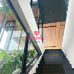 CASA LINDA NO CONDOMINIO RESERVA DO PARATEHY COM 4 DORMITORIOS, 4 SUÍTES, PISCINA, ELEVADOR, SJC