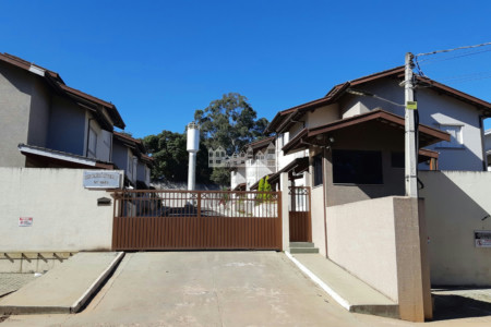 Casa à Venda no Condomínio Villaggio Siriema II – Conforto e Segurança em Atibaia
