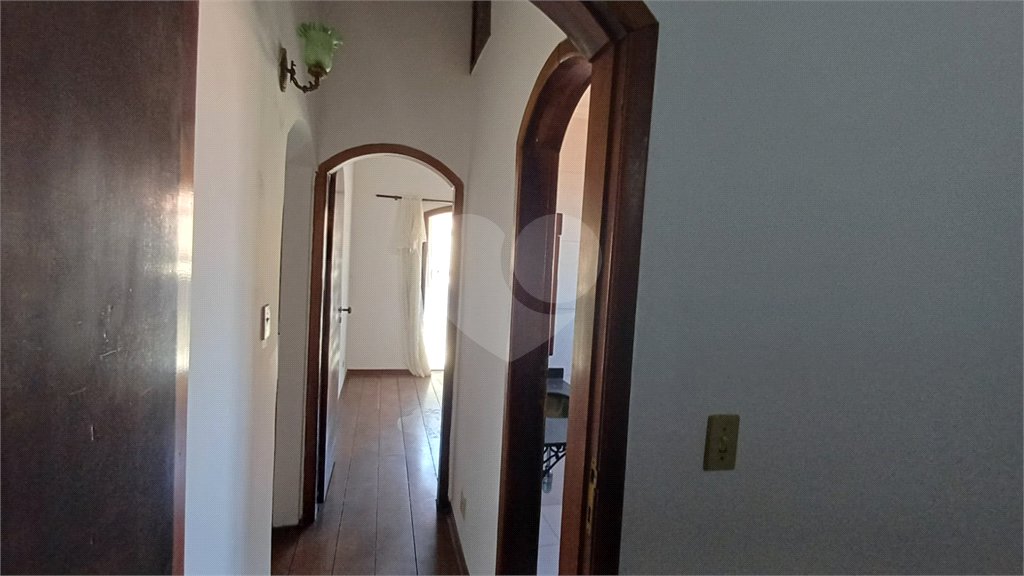 Sobrado à venda com 5 quartos, sendo 2 suítes,  em Parque Continental, São Paulo, SP