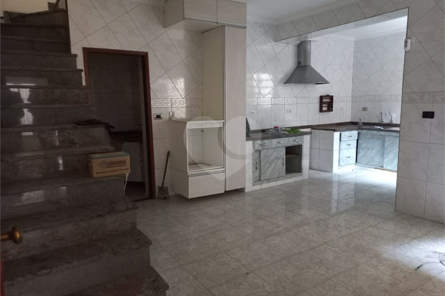 Sobrado à venda com 3 quartos, sendo 2 suítes, em Parada Inglesa, São Paulo, SP