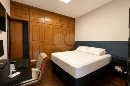 Casa de Vila à venda com 4 quartos, sendo 1 suíte, em Cupecê, São Paulo, SP