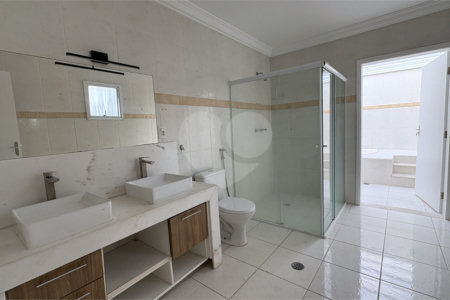 Casa à venda com 3 suítes no condomínio Belvedere II, Votorantim - SP